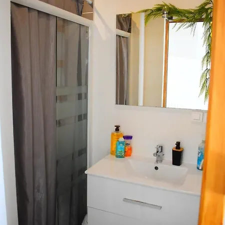 Cozy Proche Du Centre-ville 普瓦捷